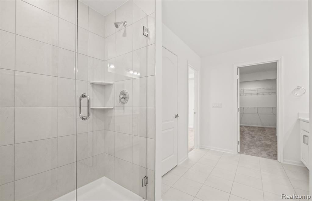 5509 E SPANIEL Drive, Ann Arbor, MI 48108 — Photo 19