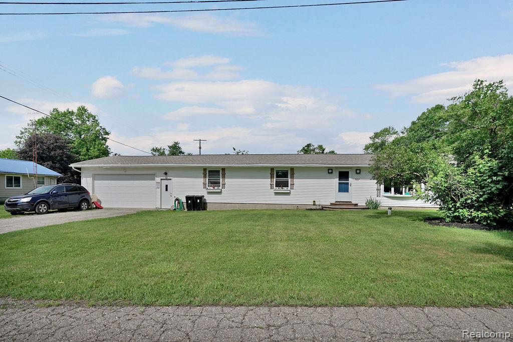 5607 Genesee Avenue, Otter Lake, MI 48464 — Photo 19