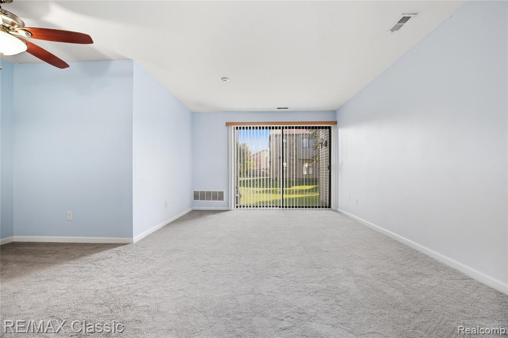 42670 Lilley Pointe Drive, Canton, MI 48187 — Photo 5