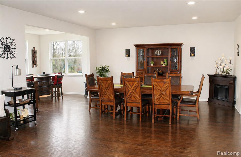 860 Backshore Drive, Canton, MI 48187 — Photo 17