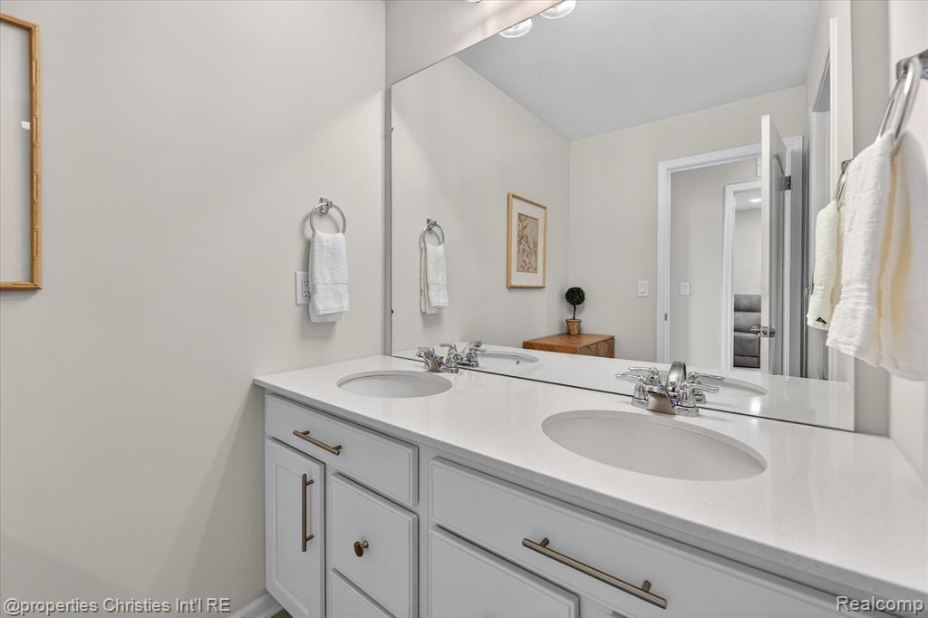 4041 Nottingham Circle, Clarkston, MI, 00000