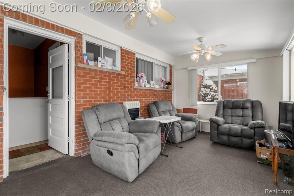 8512 Norborne Avenue, Dearborn Heights, MI 48127 — Photo 31