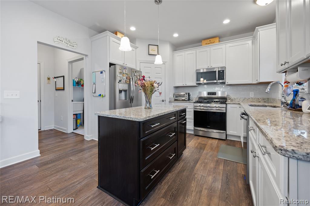8209 Lee Road, Brighton, MI 48116 — Photo 4