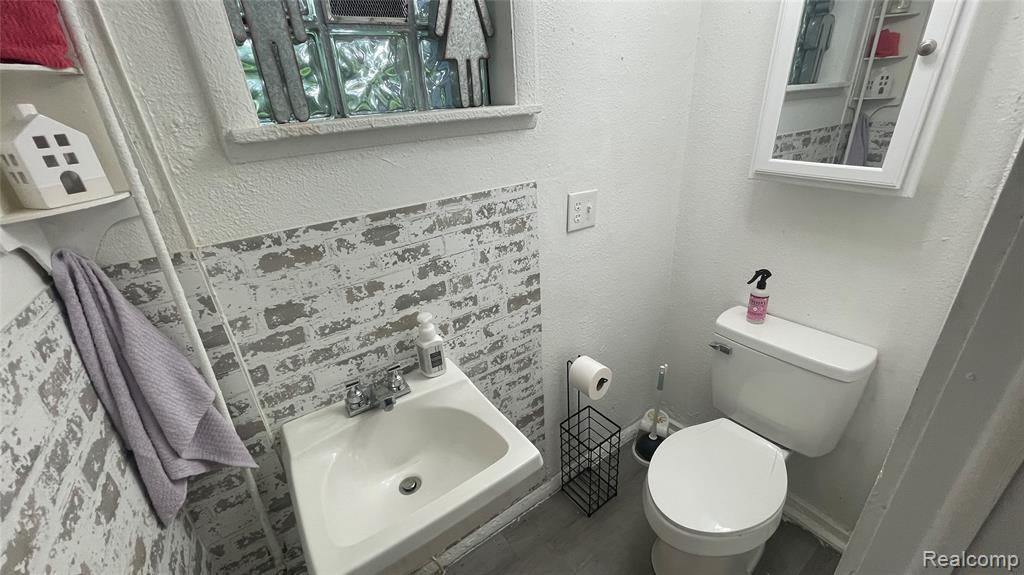 2966 Burlington Drive, Buena Vista, MI 48601 — Photo 41