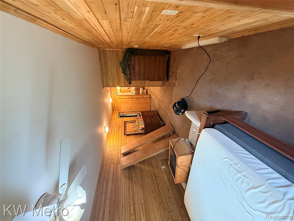 5749 Schultz Road, Indian River, MI 49749 — Photo 11