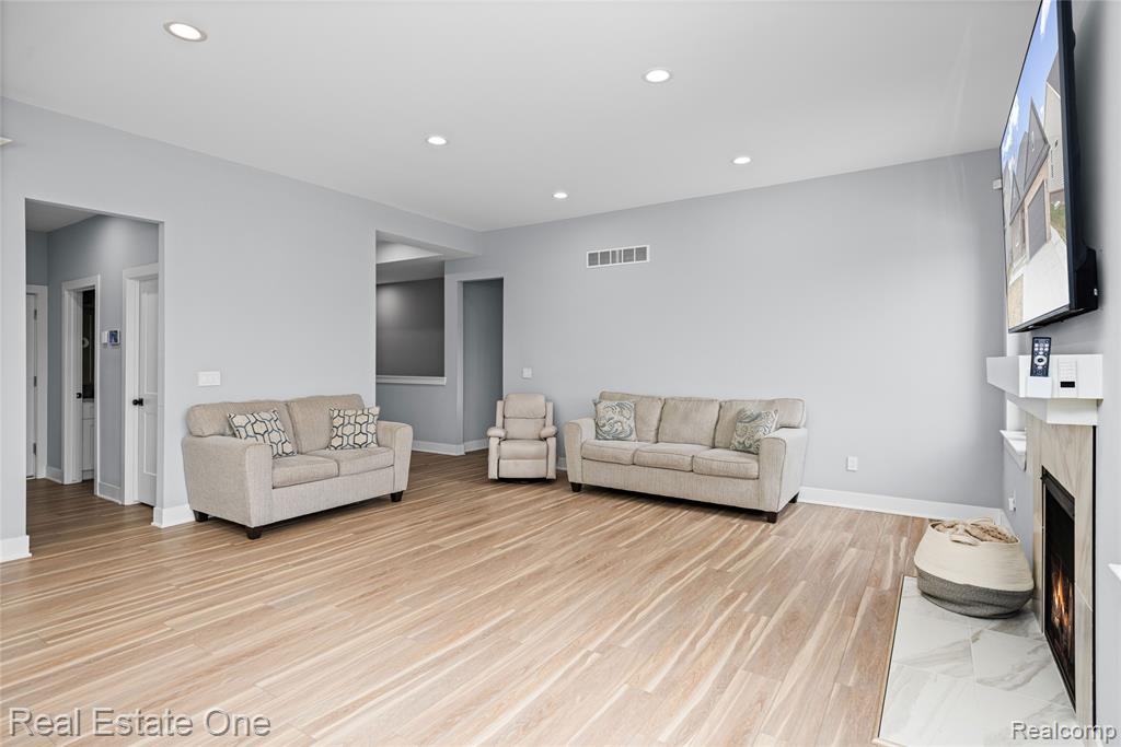 71649 Dolores Drive, Romeo, MI 48065 — Photo 8