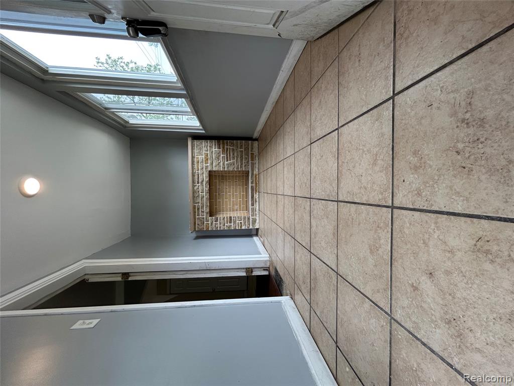 7004 Orchard Avenue, Warren, MI 48091 — Photo 24