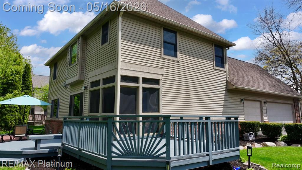 5043 Oak Bluff Court, Howell, MI 48843 — Photo 3