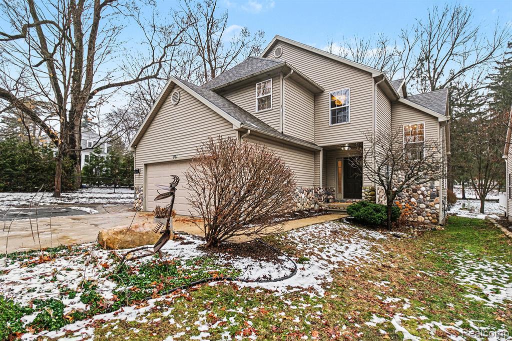 761 Milford Glen Court, Milford, MI 48381 — front exterior