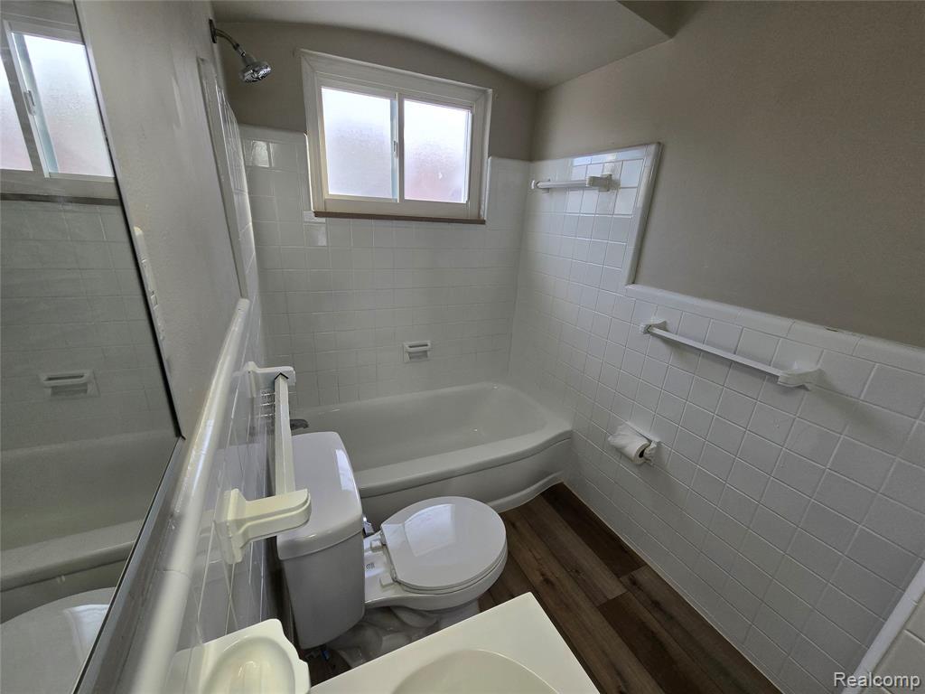 816 London Avenue, Lincoln Park, MI 48146 — Photo 14