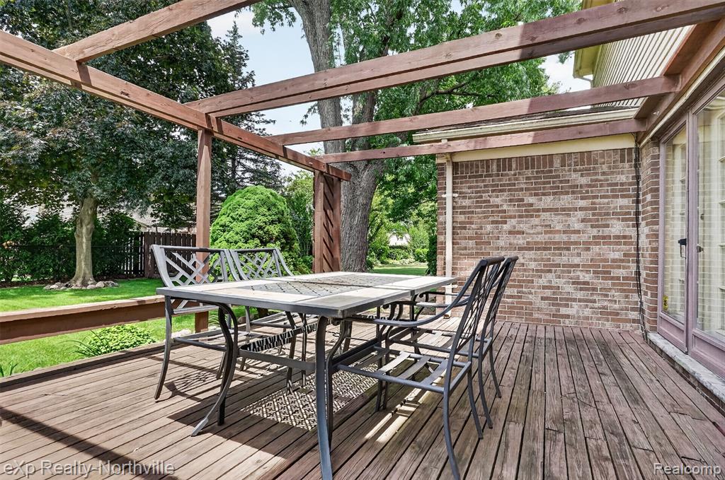 7565 Embassy Drive, Canton, MI 48187 — Photo 48
