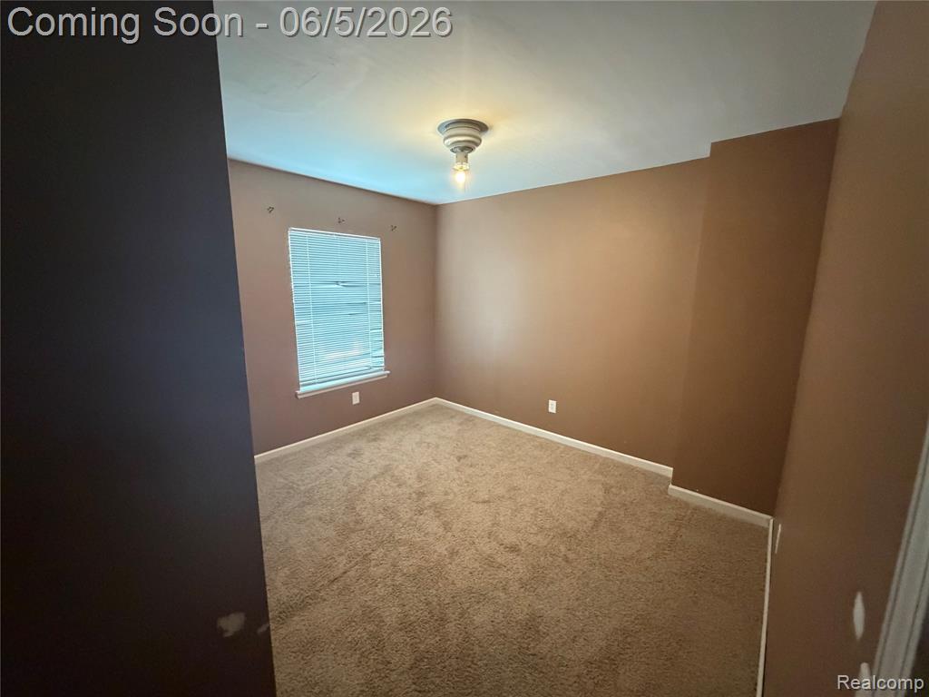 47 Osceola Drive, Pontiac, MI 48341 — Photo 11