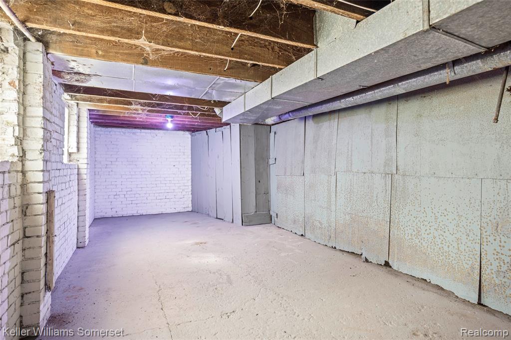 4510 Harding Street, Detroit, MI, 48214