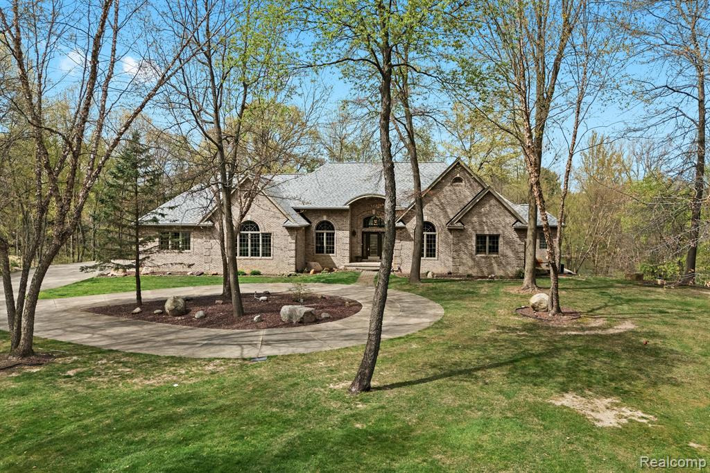 9997 APPLEGATE Lane, Brighton, MI 48114 — Photo 7