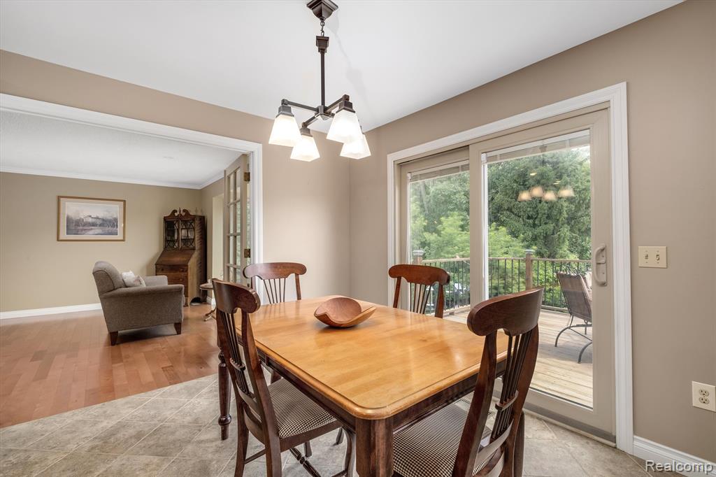 719 TEN POINT Drive, Rochester Hills, MI 48309 — Photo 14