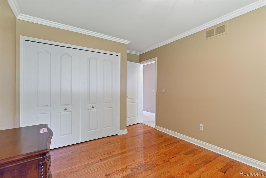 40608 MELODY Court, Clinton Twp, MI 48038 — Photo 24