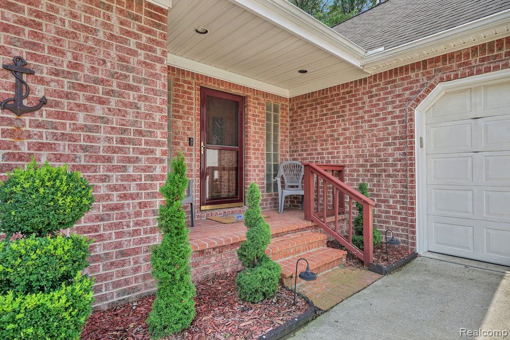 7277 Cardinal Street, Algonac, MI 48001 — Photo 35