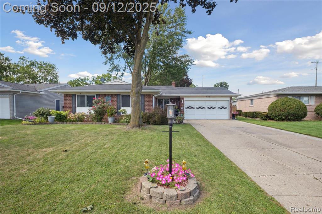 5018 Wishing Well Drive, Grand Blanc, MI 48439 — Photo 2