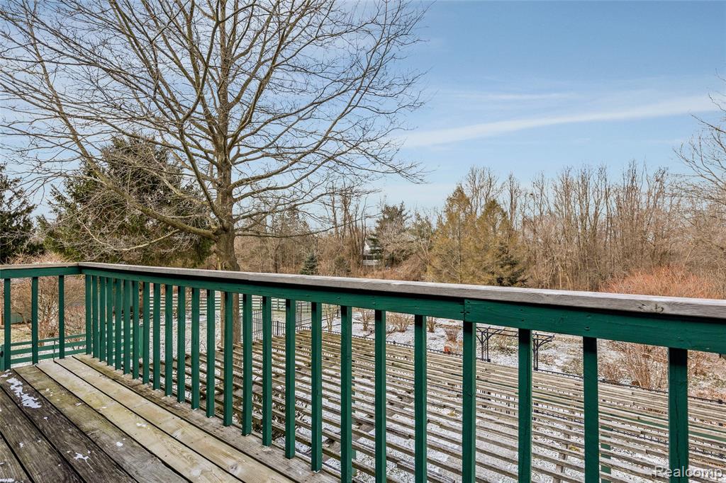 9801 Gibbs Road, Clarkston, MI 48348 — Photo 13