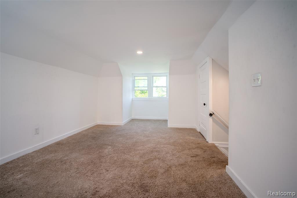 708 Webb Street, Detroit, MI 48202 — Photo 22