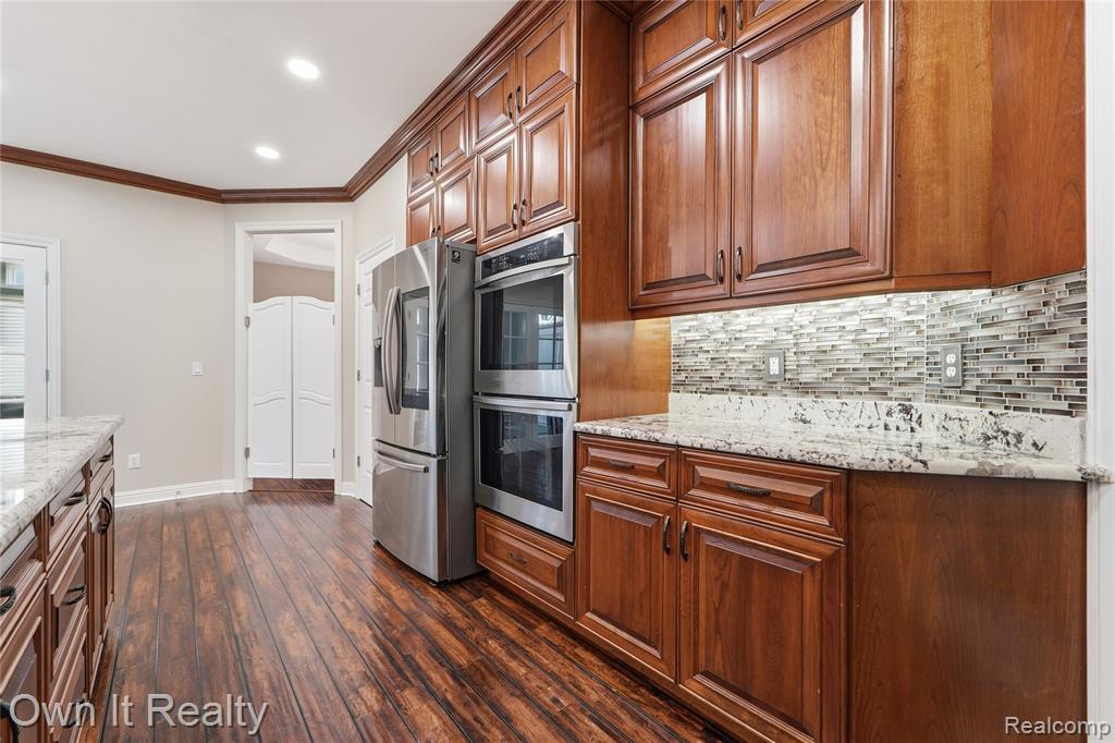 48280 Gladstone Road, Canton, MI 48188 — Photo 21