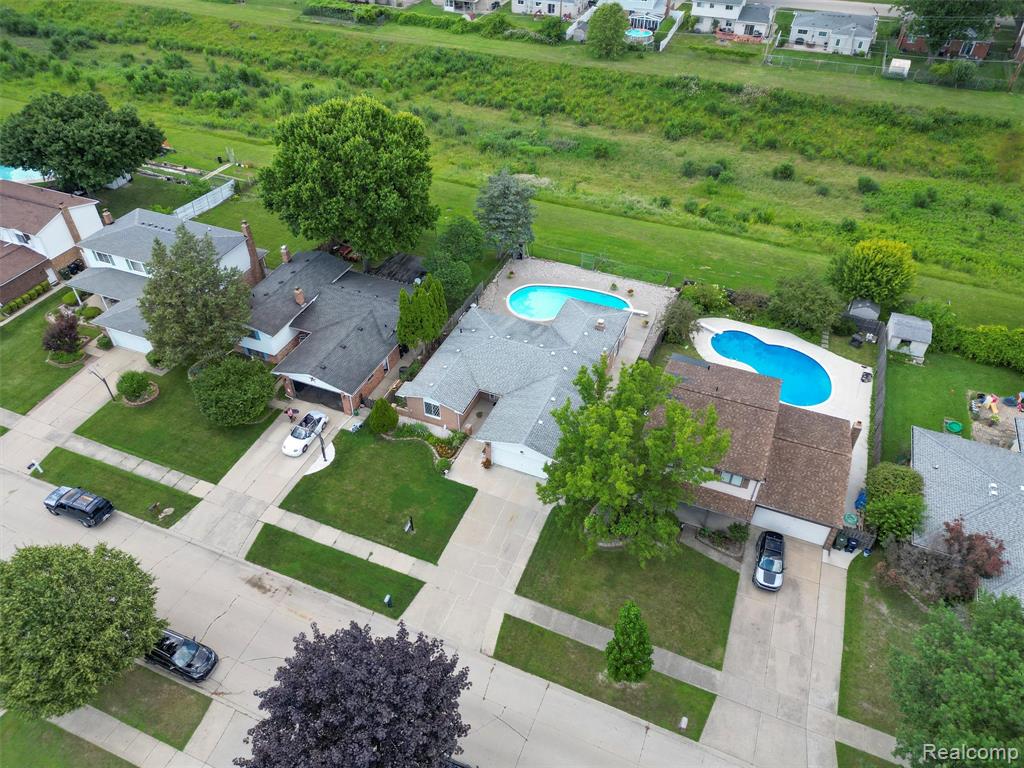 4971 Chadbourne Drive, Sterling Heights, MI 48310 — Photo 53