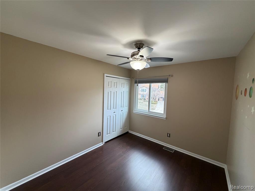 24489 Riverview Lane, Novi, MI — Photo 22