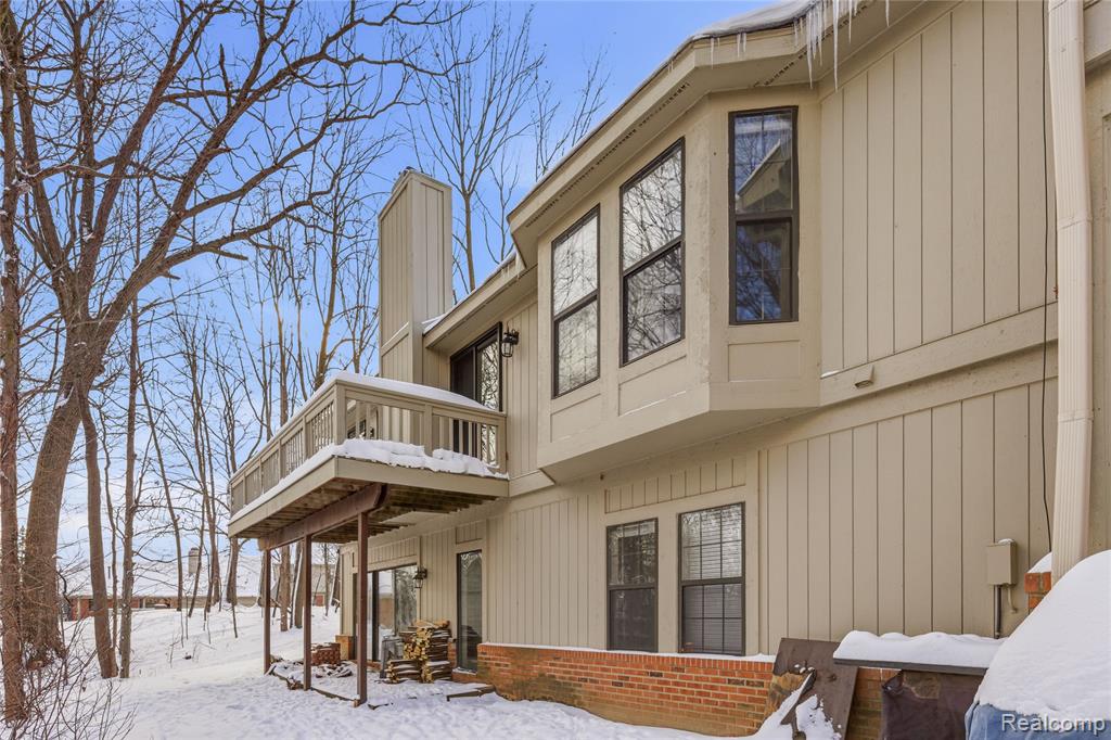 7154 Westchester, West Bloomfield, MI — Photo 36