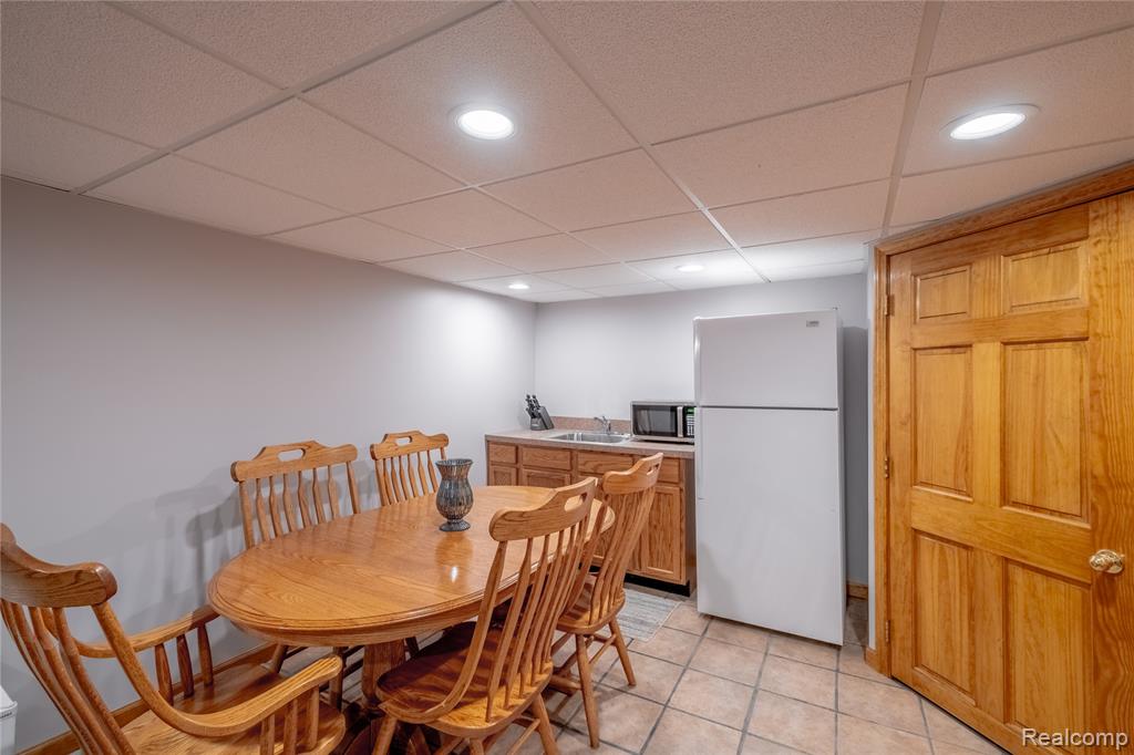 742 Maple Tree Drive, Fenton, MI 48430 — Photo 33