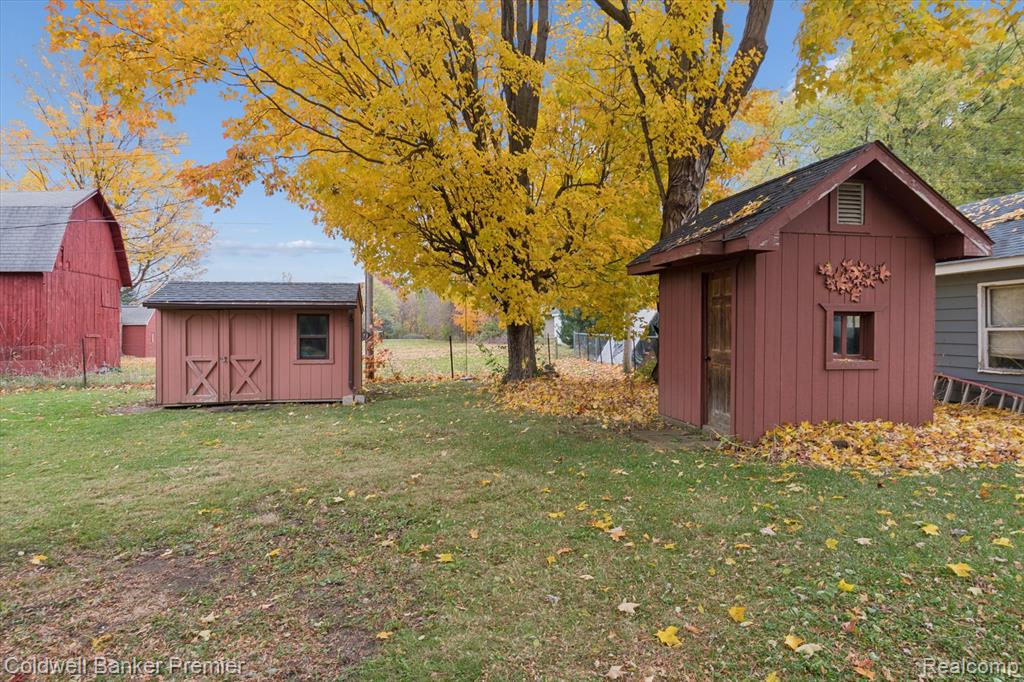 2988 Farmers Creek Road, Metamora, MI 48455 — Photo 36