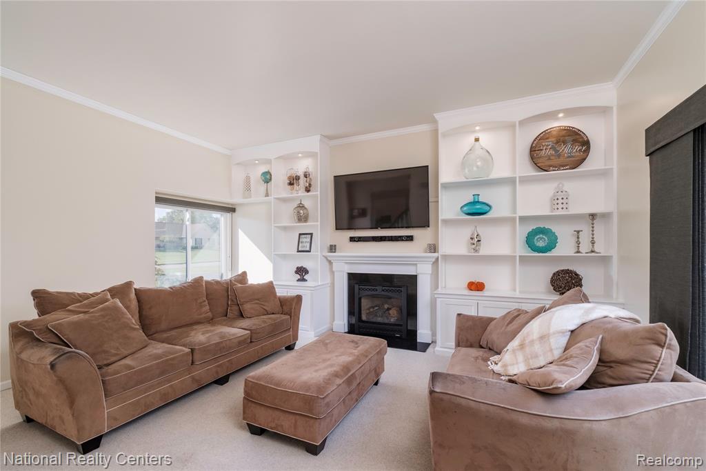 9859 Aylebury Drive, South Lyon, MI 48178 — Photo 18