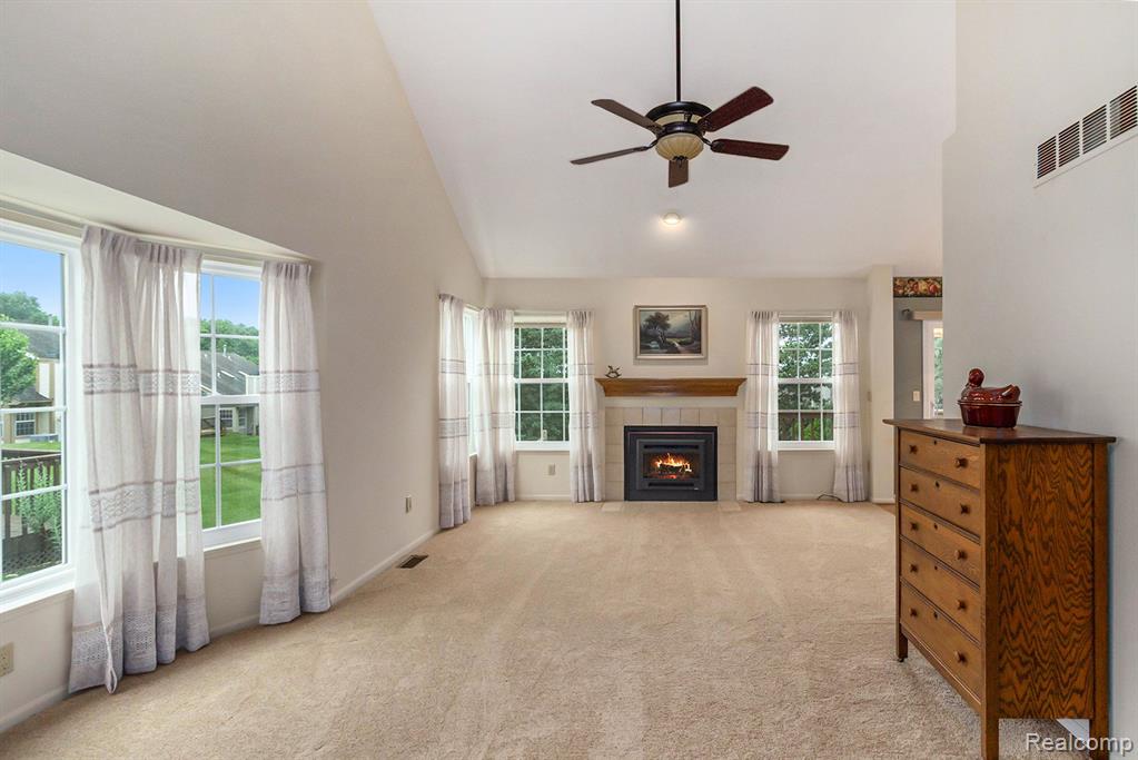 715 WHISPERWOOD Trail, Fenton, MI 48430 — Photo 3