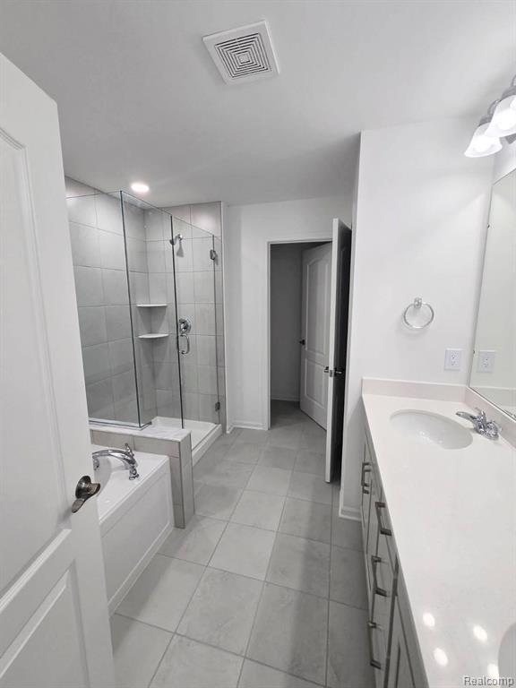 5562 E Spaniel Drive, Ann Arbor, MI 48108 — Photo 10