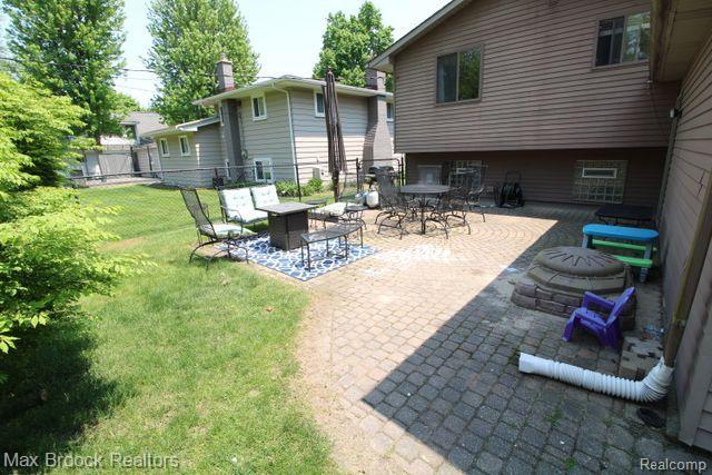 5001 DURNHAM Drive, Waterford, MI 48327 — Photo 26