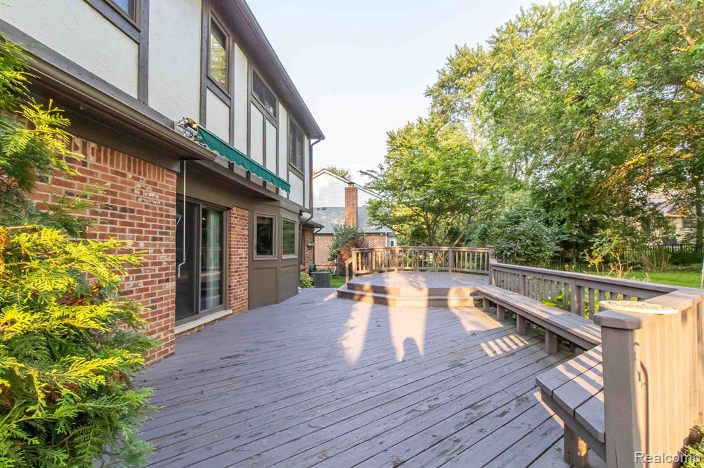 44891 Huntingcross Drive, Novi, MI — Photo 23