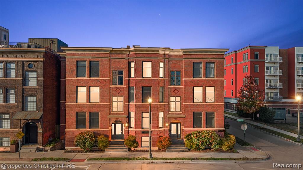 709 Waterview Court, Grandville, MI, 49418