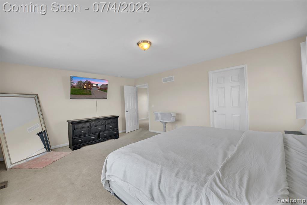 50647 Bredenbury Drive, Macomb, MI 48044 — Photo 16
