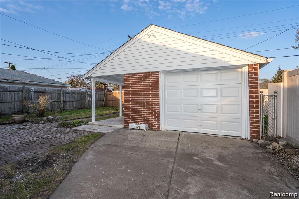 1071 13th Street, Wyandotte, MI 48192 — Photo 30