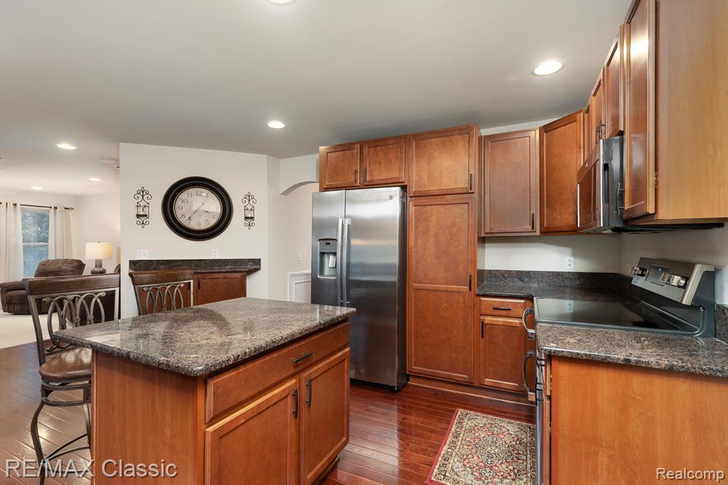 25345 MEADOW, South Lyon, MI 48178 — Photo 19