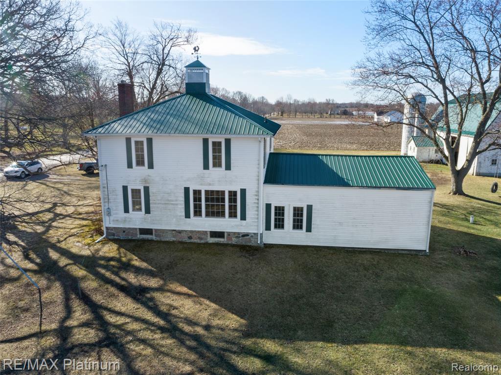 1136 S Nichols Road, Swartz Creek, MI 48473 — Photo 10