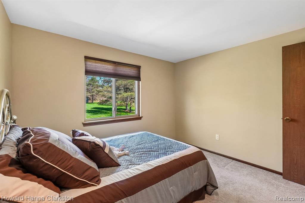 12120 Carriage Trail Drive, Davisburg, MI 48350 — Photo 22