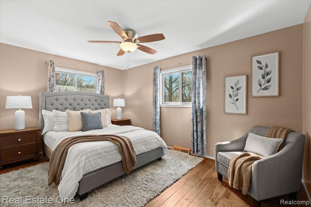 606 HICKORY Street, Milford, MI 48381 — Photo 11
