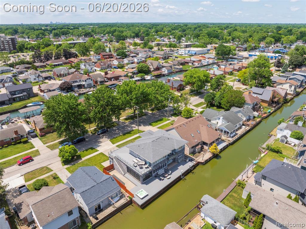 22491 E 10 Mile Road, Saint Clair Shores, MI 48080 — Photo 27