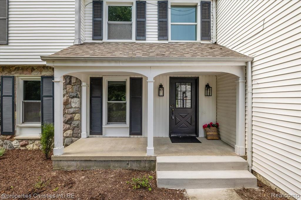 4069 Harbor Vista Drive, Orchard Lake Village, MI 48323 — Photo 6