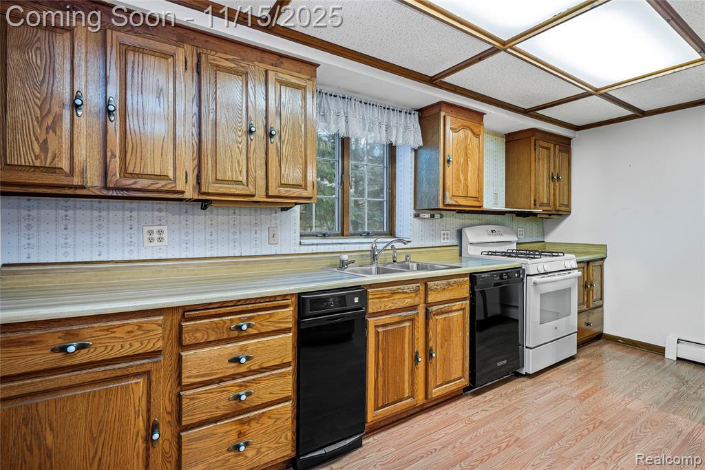 38080 Hamon Street, Harrison Township, MI — Photo 16