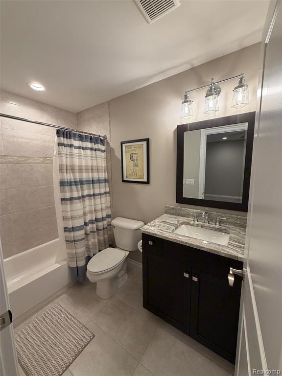 3604 Bay Harbor Drive, 78, Brighton, MI 48114 — Photo 32