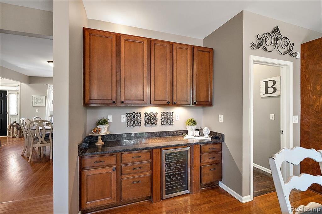 42512 Beechwood Drive, Sterling Heights, MI 48314 — Photo 20