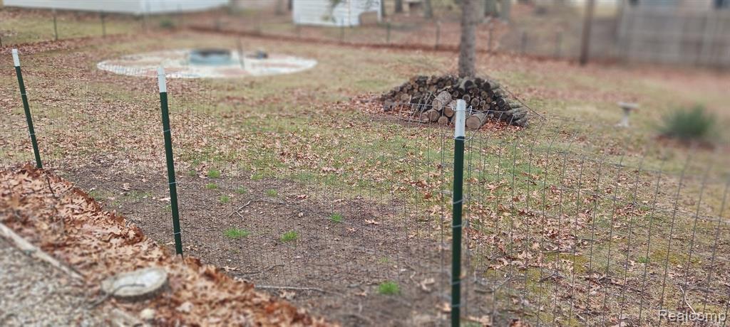 4827 LORI LU Drive, Caseville, MI 48725 — Photo 3