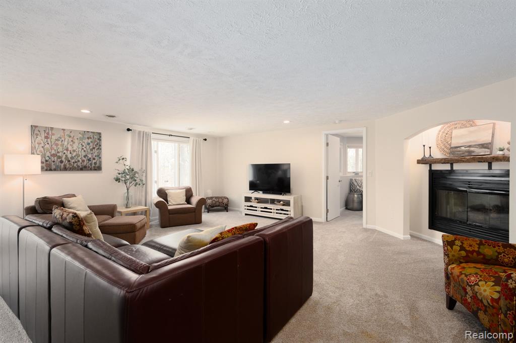 807 Oneida Woods Trail, Grand Ledge, MI 48837 — Photo 29