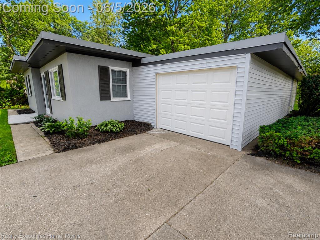 2914 Sturges Street, Port Huron, MI 48060 — Photo 24
